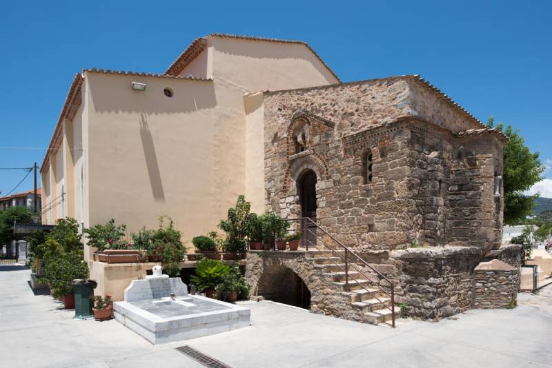 Μακάβρια αλλά επιτακτικά…