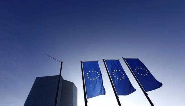 Ευρωζώνη: Αυξήθηκε τον Απρίλιο το κόστος των επιχειρηματικών δανείων