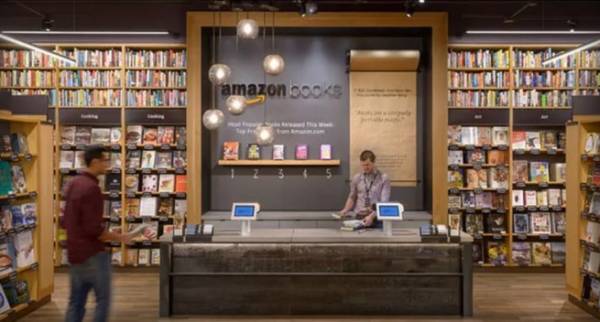 Η Amazon άνοιξε το πρώτο κανονικό βιβλιοπωλείο της!