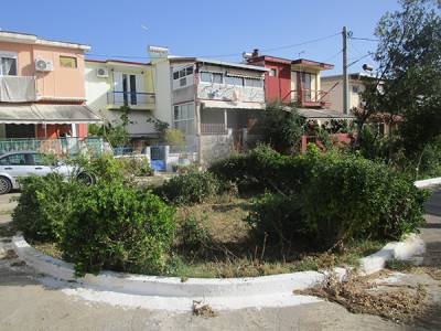Καλαμάτα: Φροντίδα και ενδιαφέρον για την περιοχή τους ζητούν στην Αγία Τριάδα
