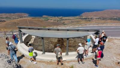Μυτιλήνη: Περιήγηση στα νέα υπαίθρια πάρκα απολιθωμάτων