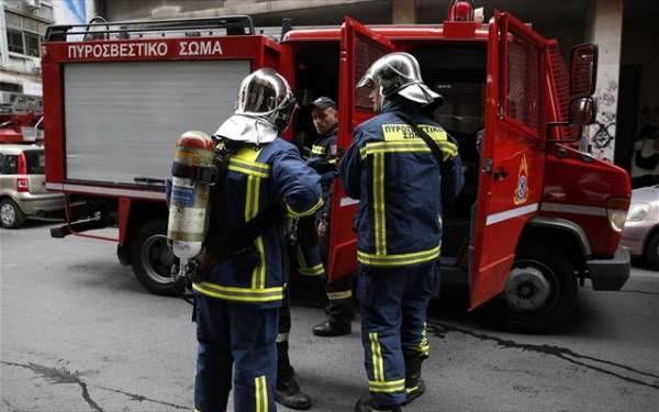 Ιόνια οδός: Φωτιά σε τουριστικό λεωφορείο που μετέφερε μαθητές - Αποβιβάστηκαν όλοι με ασφάλεια