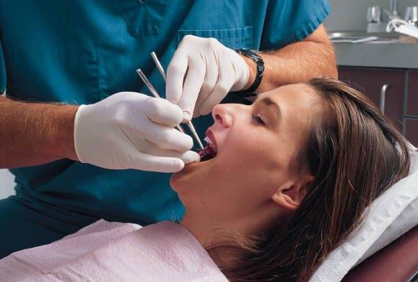 Εγκαινιάστηκε το Κοινωνικό Οδοντιατρείο Τρίπολης