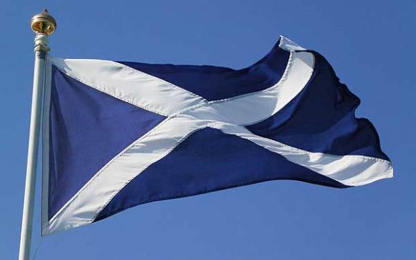 &quot;Είναι καιρός να γίνει η Σκωτία ανεξάρτητο ευρωπαϊκό κράτος&quot;, δήλωσε η πρωθυπουργός Νίκολα Στέρτζον