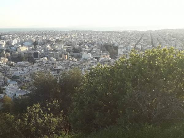 Σε ποιες περιοχές αλλάζουν οι αντικειμενικές αξίες - Τι θα γίνει με τον ΕΝΦΙΑ (βίντεο)