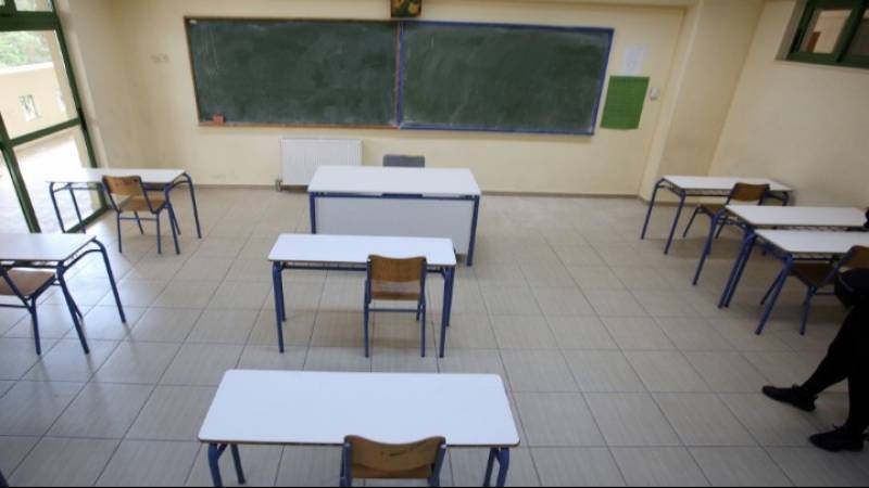 Ανοίγουν τα σχολεία μετά το lockdown, «ποδαρικό» κάνουν οι μαθητές της Γ&#039; λυκείου
