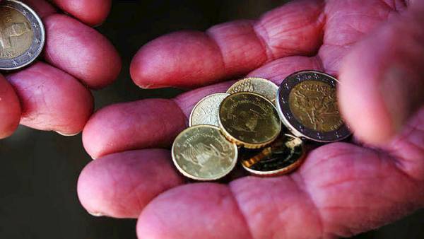 Στα 10,444 δισ. ευρώ οι ληξιπρόθεσμες οφειλές των φορολογούμενων προς το δημόσιο