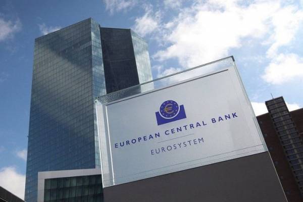 ΕΚΤ: Οι τράπεζες της Ευρωζώνης μπορούν να διαχειρίζονται χαμηλά επιτόκια για χρόνια