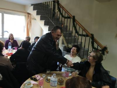 Γιορτή στο ΚΑΠΗ Μεσσήνης