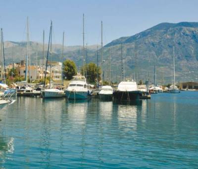 Επιτροπή παραλαβής για τη μαρίνα Καλαμάτας