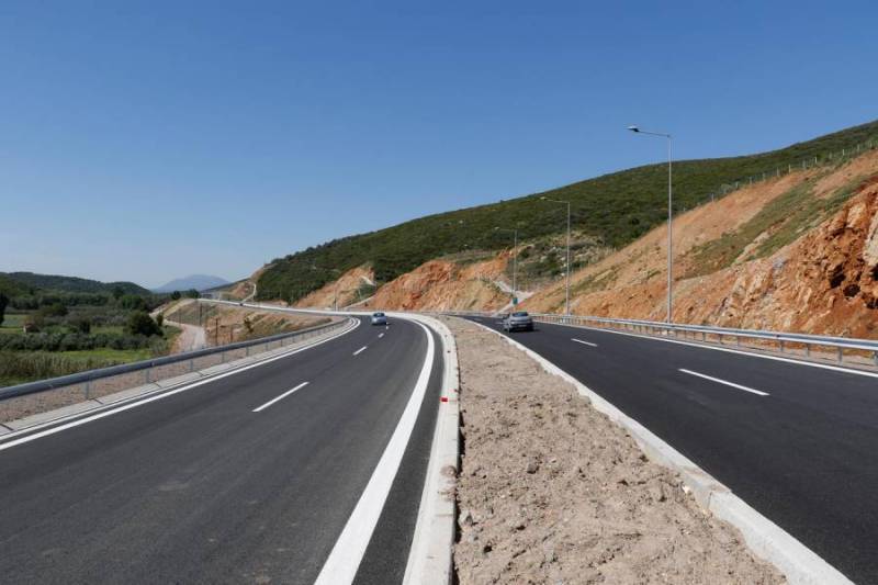 38χρονος τραυματίστηκε σοβαρά σε τροχαίο στον αυτοκινητόδρομο