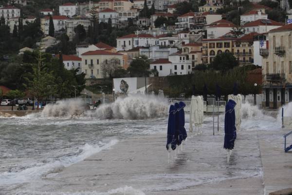Παράταση για έργα αποκατάσταση ζημιών σε λιμάνια της Πυλίας