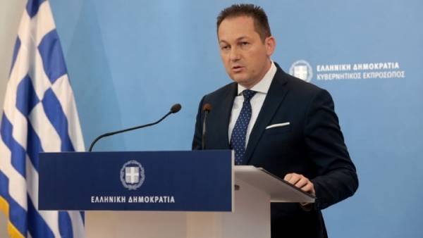 Στέλιος Πέτσας: Ο πρωθυπουργός έχει αναλάβει να επανασυστήσει την πατρίδα μας στον κόσμο