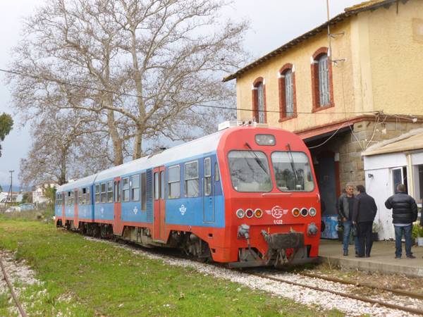 Η «Αγωνιστική Συνεργασία» για μετρικό σιδηρόδρομο της Πελοποννήσου