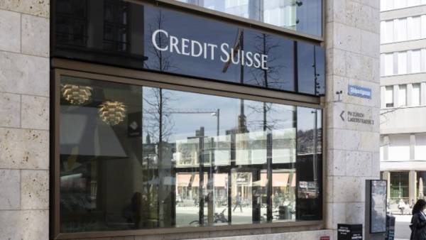 Financial Times: Η εισαγγελία της Ελβετίας ερευνά την εξαγορά της Credit Suisse