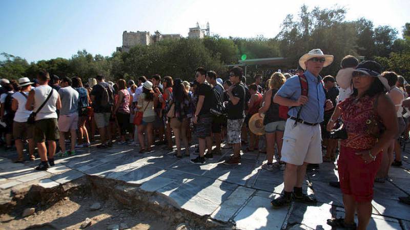 Suddeutsche Zeitung: Η Ελλάδα βιώνει ένα &quot;μπουμ&quot; τουριστών