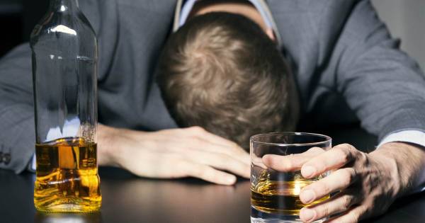 Πόσοι πεθαίνουν κάθε χρόνο στην Ελλάδα από το αλκοόλ