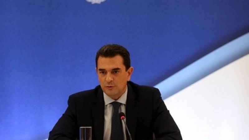 Σκρέκας: Μέχρι το τέλος Οκτωβρίου το νομοθετικό πλαίσιο για τις πλωτές εξέδρες αιολικών πάρκων