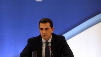 Σκρέκας: Μέχρι το τέλος Οκτωβρίου το νομοθετικό πλαίσιο για τις πλωτές εξέδρες αιολικών πάρκων