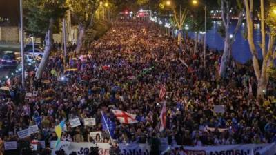 Λευκορωσία – Γεωργία: Η τύχη των πολιτικών κρατουμένων και η ελπίδα για το μέλλον