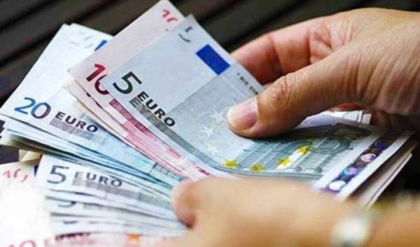 Παράταση στην πληρωμή της δόσης Μαΐου για πληττόμενες εταιρείες