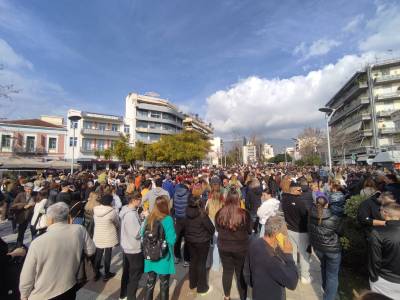 Ενα μήνυμα αντίδρασης που μόνο του δεν αρκεί