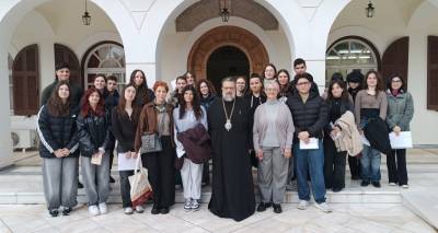 Μαθητές του 4ου ΓΕΛ Καλαμάτας στον μητροπολίτη