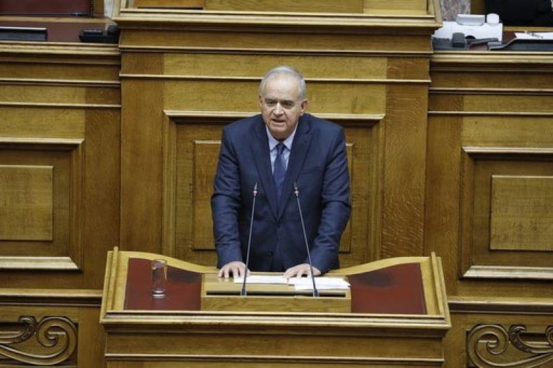 Λαμπρόπουλος στη Βουλή για ελληνοαμερικανική συμφωνία