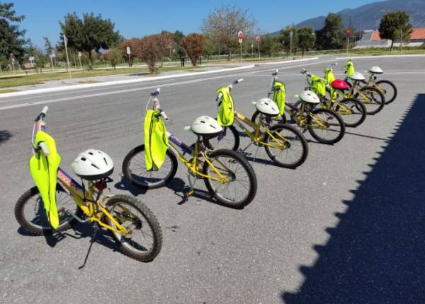 Οδηγική παιδεία στο Πάρκο Κυκλοφοριακής Αγωγής του Δήμου Καλαμάτας