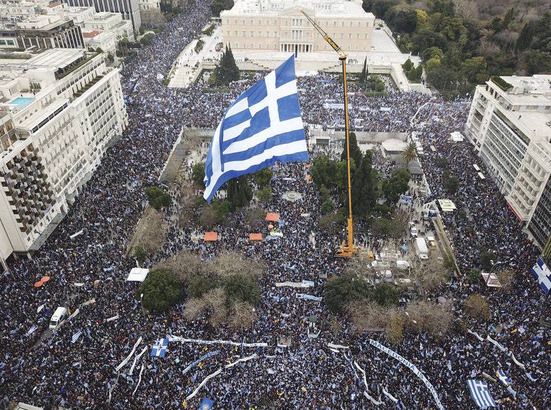 Πως κατέγραψε ο ισπανικός Τύπος το συλλαλητήριο στο Σύνταγμα