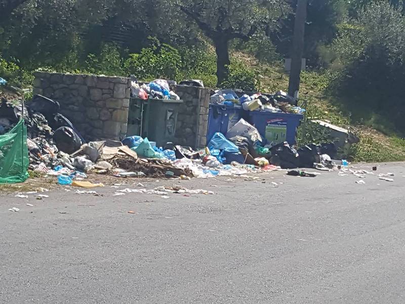 Διαβεβαιώσεις για αποκομιδή σκουπιδιών στη Δυτική Μάνη