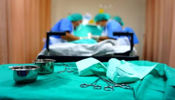 Κύπρος: Γυναικολόγος άφησε γάζα στον κόλπο ασθενούς μετά από εγχείρηση