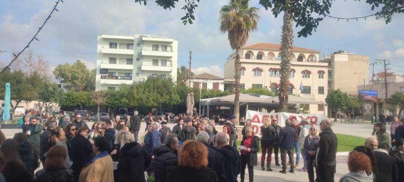 Τέμπη: Συγκέντρωση διαμαρτυρίας και στην Κυπαρισσία (βίντεο)