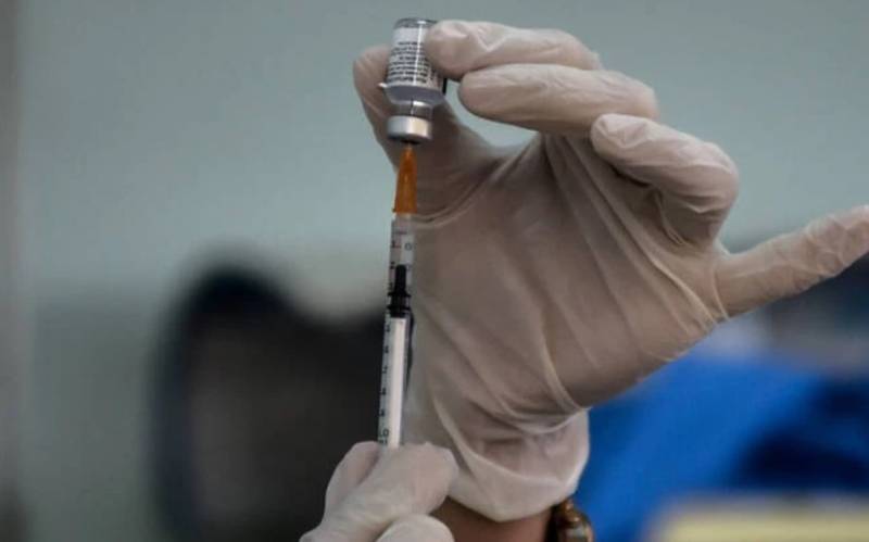 Κέρκυρα: Σταθερή η κατάσταση της νοσηλεύτριας που φέρεται να παρέλυσε στα κάτω άκρα μετά τον εμβολιασμό της