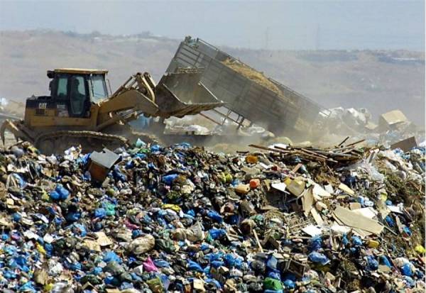 Προσφορά Μπόμπολα για τη Μαραθόλακκα: 59,1 ευρώ ο τόνος για διαχείριση σκουπιδιών 