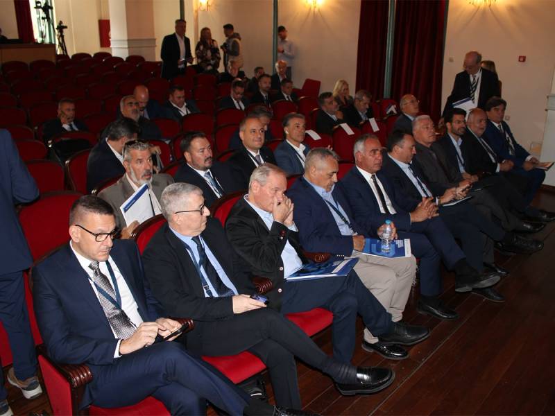 Αρκαδία: Ξεκίνησε το Πανελλήνιο Συνέδριο Επιχειρήσεων Βιομηχανικών Πάρκων