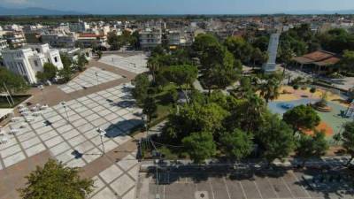 Εορταστικό ωράριο στα καταστήματα Μεσσήνης