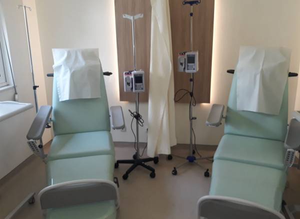 Αμεση ανάγκη αναβάθμισης της Ογκολογικής του Νοσοκομείου Καλαμάτας: 200 ασθενείς το μήνα σε χημειοθεραπεία (βίντεο)