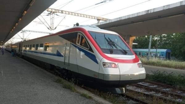 Επανακυκλοφορούν τα επιβατικά τρένα στον σιδηροδρομικό άξονα Αθήνα-Θεσσαλονίκη-Αθήνα