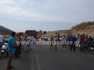 Συγκέντρωση διαμαρτυρίας για τους παράδρομους στο Γαργαλιάνοι - Ρωμανού