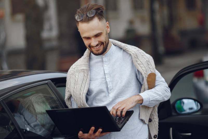 Η τέχνη της έξυπνης απόκτησης: Πώς βρίσκουμε ευκαιρίες σήμερα χάρη στην τεχνολογία