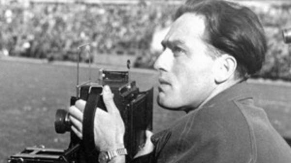 Πέθανε ο φωτογράφος Εριχ Λέσινγκ που αποτύπωσε σε εικόνες την ουγγρική εξέγερση του 1956