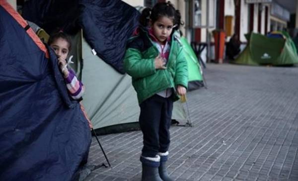 &quot;Οχι&quot; στα προσφυγόπουλα και από γονείς στην Κω - Απειλούν με κινητοποιήσεις