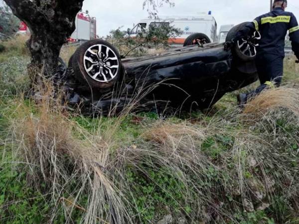 Τροχαίο στην ΕΟ Καλαμάτας - Αρεόπολης: Σφοδρή σύγκρουση σε ελιά - Απεγκλωβίστηκε ο οδηγός