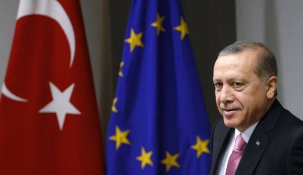 Κορονοϊός: Η Τουρκία κλείνει τα σύνορα με Ελλάδα και Βουλγαρία