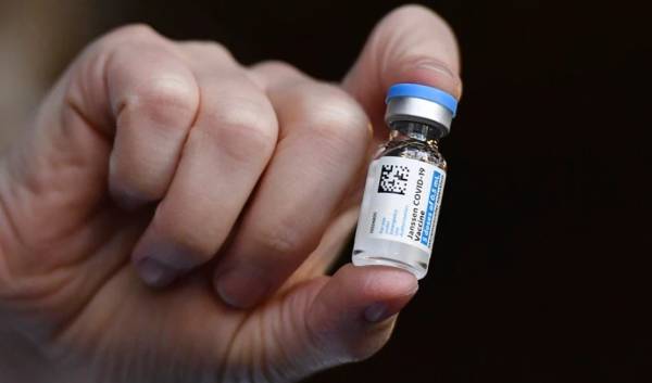 Κορονοϊός: Μια αναμνηστική δόση του εμβολίου Johnson &amp; Johnson αποτρέπει κατά 85% τη νοσηλεία από τη μετάλλαξη Όμικρον