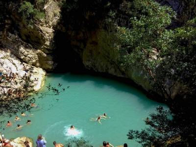 Νεαρός εγκλωβίστηκε σε δύσβατο μέρος στο Πολυλίμνιο
