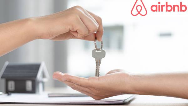 Airbnb: Πώς ελέγχονται τα «ενοίκια»