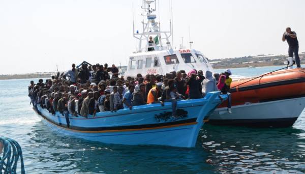 Με 600 εμπειρογνώμονες ενισχύει η Frontex την Ελλάδα για την αντιμετώπιση των μεταναστευτικών ροών