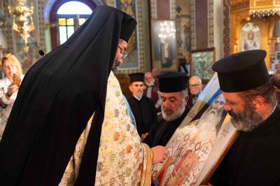 Μεσσηνία: Τελετή ενθρόνισης Εικόνας του Αγίου Χρυσοστόμου στο Βασιλίτσι